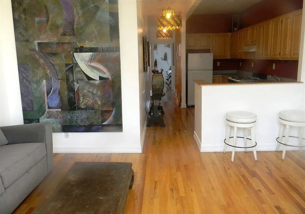Nyc Townhouse Apartment New York