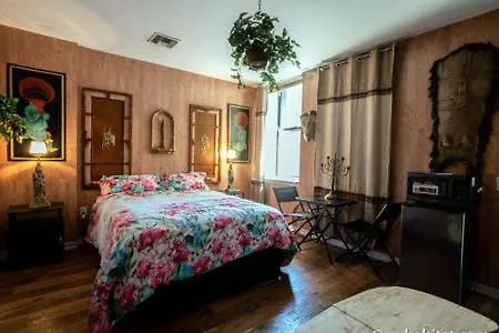 Nyc Townhouse Apartment New York